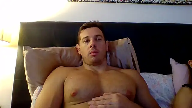 Snapshot of luca23millo90 chatting on January 17, 2026, 4:06 am luca23millo90 online show from January 17, 2026, 4:06 am