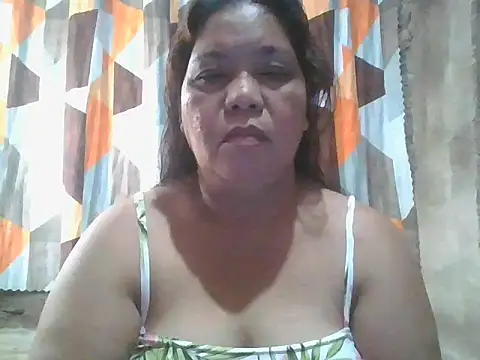 Snapshot of xxbernxxx chatting on January 8, 2026, 12:35 am xxbernxxx online show from January 8, 2026, 12:35 am