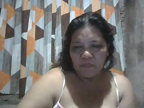 Snapshot of xxbernxxx chatting on April 14, 2026, 12:11 pm xxbernxxx online show from April 14, 2026, 12:11 pm