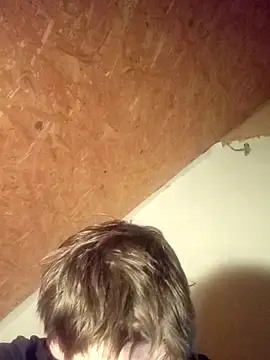 Snapshot of Salon1986 chatting on October 22, 2025, 10:53 pm Salon1986 online show from October 22, 2025, 10:53 pm