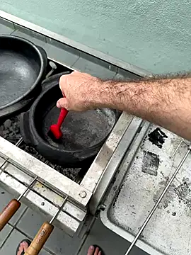 XUCRUTES42 online show from October 31, 2025, 5:36 pm