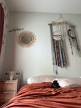 Snapshot of lilcubangoddess chatting on September 8, 2025, 3:44 pm lilcubangoddess online show from September 8, 2025, 3:44 pm