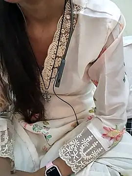 Anjana Lovely online show from November 3, 2025, 5:20 am