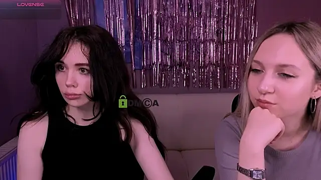 Snapshot of riley_sanders chatting on February 24, 2026, 8:18 pm riley sanders online show from February 24, 2026, 8:18 pm