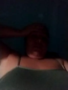 yyuly online show from October 26, 2025, 3:45 am