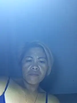 Snapshot of hottie_dolly chatting on December 14, 2025, 2:33 pm hottie dolly online show from December 14, 2025, 2:33 pm