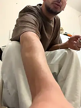 Gipsyboysteve online show from November 9, 2025, 4:05 pm