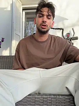 Gipsyboysteve online show from November 15, 2025, 1:51 pm