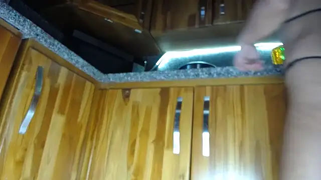 habdiela online show from October 21, 2025, 7:36 pm