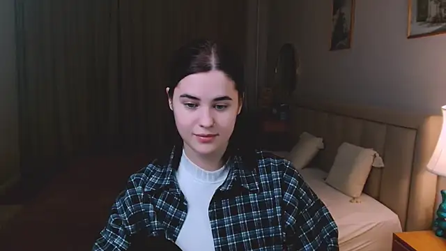 lil angel  online show from March 23, 2026, 12:47 am