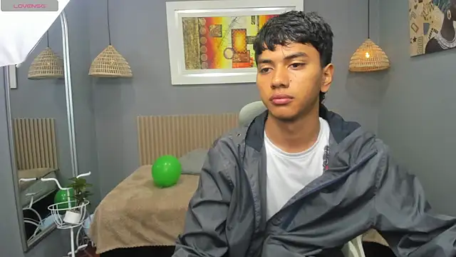 markbowie online show from September 19, 2025, 11:55 am