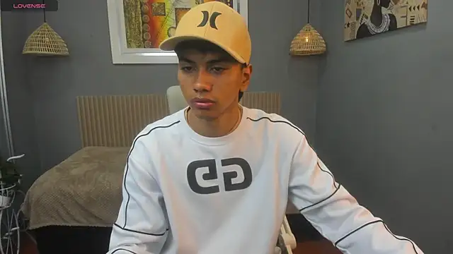 markbowie online show from September 20, 2025, 11:44 am