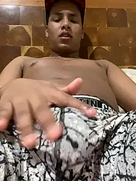 IsaacBlack  online show from November 26, 2025, 6:25 am