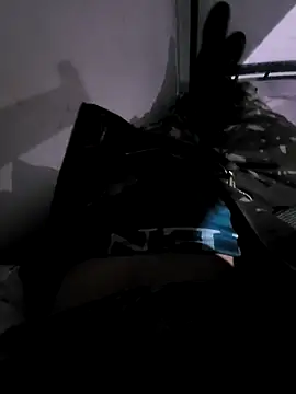 Snapshot of Braz96 chatting on November 23, 2025, 3:56 pm Braz96 online show from November 23, 2025, 3:56 pm