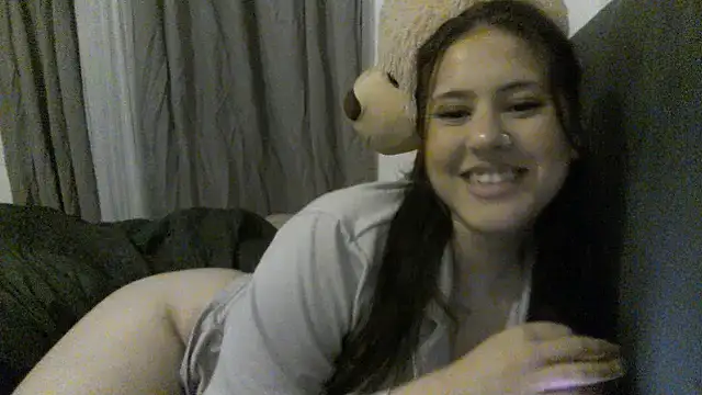 laylabliss online show from October 17, 2025, 12:25 am