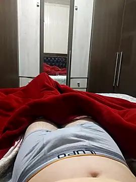 Gustavo198045 online show from October 18, 2025, 2:36 am