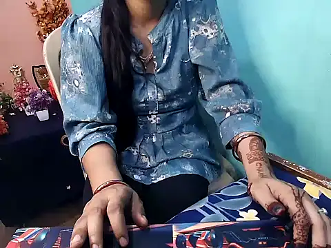 Snapshot of RIYA_SOOD chatting on September 10, 2025, 6:57 am RIYA SOOD online show from September 10, 2025, 6:57 am