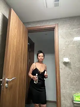 Snapshot of anna_yngs chatting on September 14, 2025, 4:00 am anna yngs online show from September 14, 2025, 4:00 am