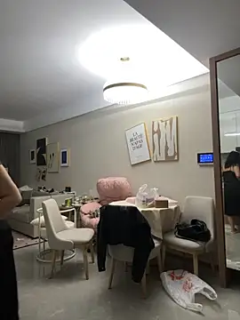 Snapshot of anna_yngs chatting on October 11, 2025, 12:47 pm anna yngs online show from October 11, 2025, 12:47 pm