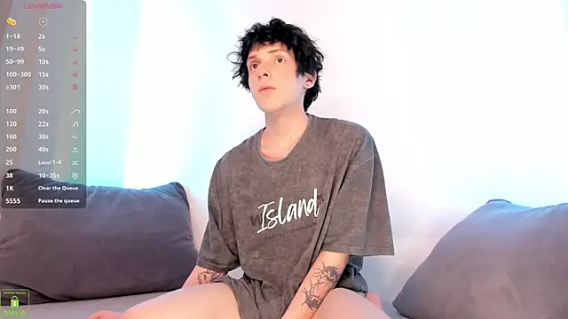 ColeStorm online show from November 7, 2025, 8:31 pm