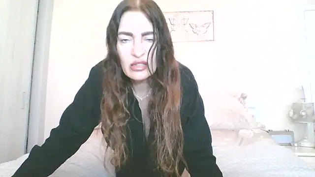 EllaKent online show from March 29, 2026, 1:44 pm