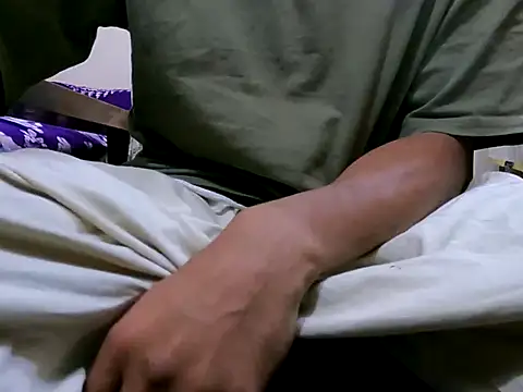 Snapshot of DhakaBabe chatting on February 3, 2026, 6:24 pm DhakaBabe online show from February 3, 2026, 6:24 pm