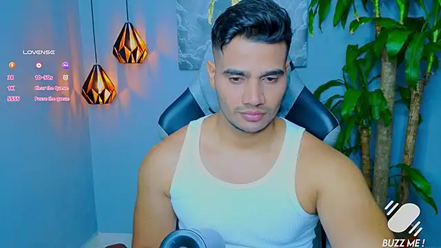 Snapshot of AndresR3 chatting on September 21, 2025, 9:38 pm AndresR3 online show from September 21, 2025, 9:38 pm