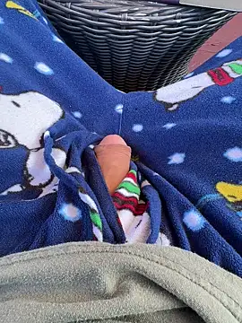 Snapshot of Chris2201hdb chatting on February 17, 2026, 3:51 pm Chris2201hdb online show from February 17, 2026, 3:51 pm