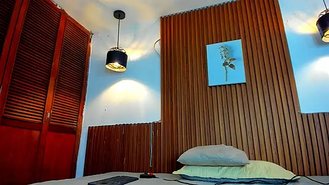 David niet online show from November 21, 2025, 5:55 pm