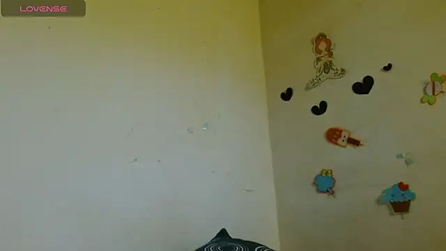 Snapshot of Akasha001 chatting on November 11, 2025, 8:31 pm Akasha001 online show from November 11, 2025, 8:31 pm