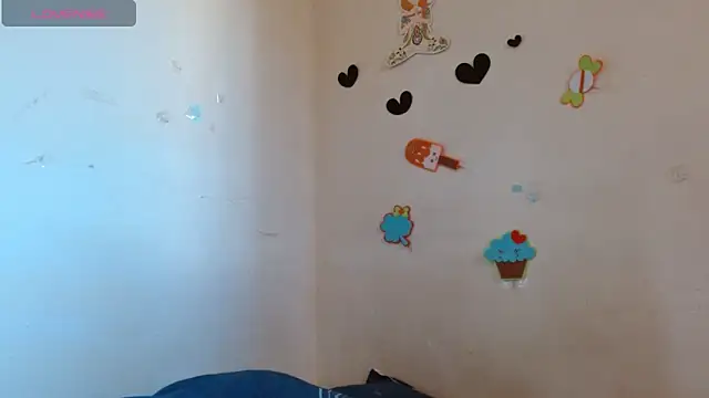 Snapshot of Akasha001 chatting on November 17, 2025, 6:57 pm Akasha001 online show from November 17, 2025, 6:57 pm