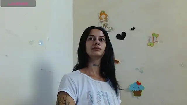 Snapshot of Akasha001 chatting on November 19, 2025, 12:38 pm Akasha001 online show from November 19, 2025, 12:38 pm