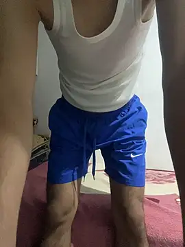 Snapshot of Anassal123 chatting on October 10, 2025, 6:51 pm Anassal123 online show from October 10, 2025, 6:51 pm