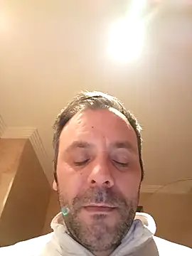 Snapshot of manchego85 chatting on February 4, 2026, 6:14 pm manchego85 online show from February 4, 2026, 6:14 pm