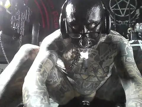 object857 online show from November 30, 2025, 9:24 am