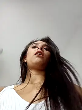 CandyFoxter  online show from November 8, 2025, 4:07 pm