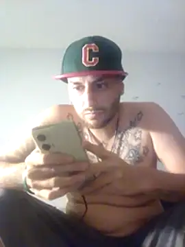 Snapshot of Blessdsoulja44 chatting on December 4, 2025, 8:12 am Blessdsoulja44 online show from December 4, 2025, 8:12 am