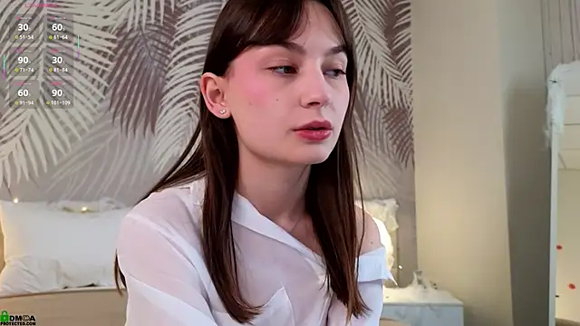 LolaPrise online show from October 20, 2025, 1:50 am