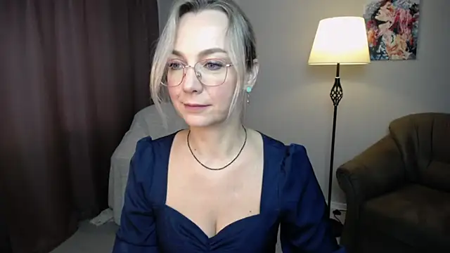 Ava Elior online show from October 10, 2025, 9:41 am