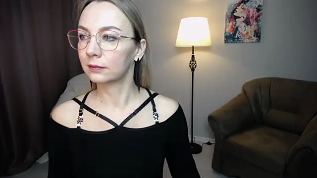 Ava Elior online show from November 2, 2025, 6:49 am