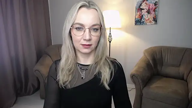 Ava Elior online show from March 28, 2026, 10:37 am