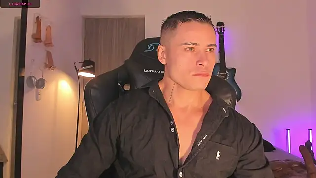 connorsmiith online show from July 11, 2026, 12:41 pm