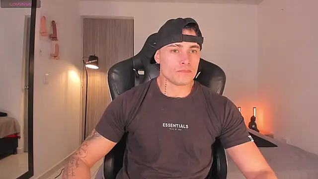 connorsmiith online show from July 13, 2026, 12:13 am