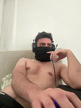 milfshakeow online show from May 21, 2026, 7:48 am