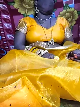 Snapshot of raju-ki-rani chatting on October 10, 2025, 5:23 pm raju-ki-rani online show from October 10, 2025, 5:23 pm