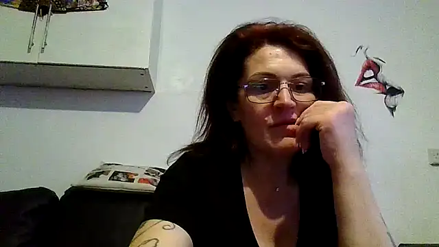 Snapshot of RubyyRosee chatting on April 25, 2026, 2:25 pm RubyyRosee online show from April 25, 2026, 2:25 pm