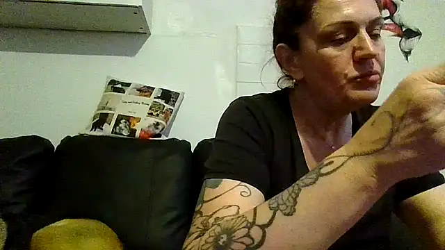 Snapshot of RubyyRosee chatting on May 23, 2026, 6:56 pm RubyyRosee online show from May 23, 2026, 6:56 pm