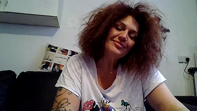 Snapshot of RubyyRosee chatting on May 31, 2026, 5:37 am RubyyRosee online show from May 31, 2026, 5:37 am