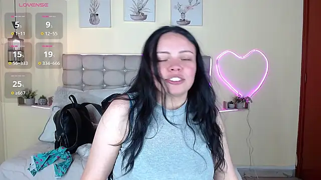 Megan 05  online show from June 10, 2026, 7:46 pm