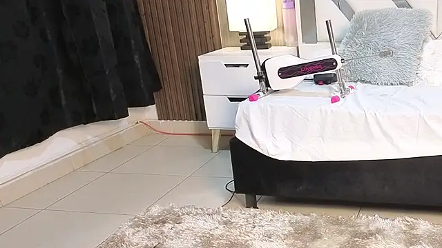 Snapshot of Lisa_sweetas chatting on February 14, 2026, 1:13 am Lisa sweetas online show from February 14, 2026, 1:13 am